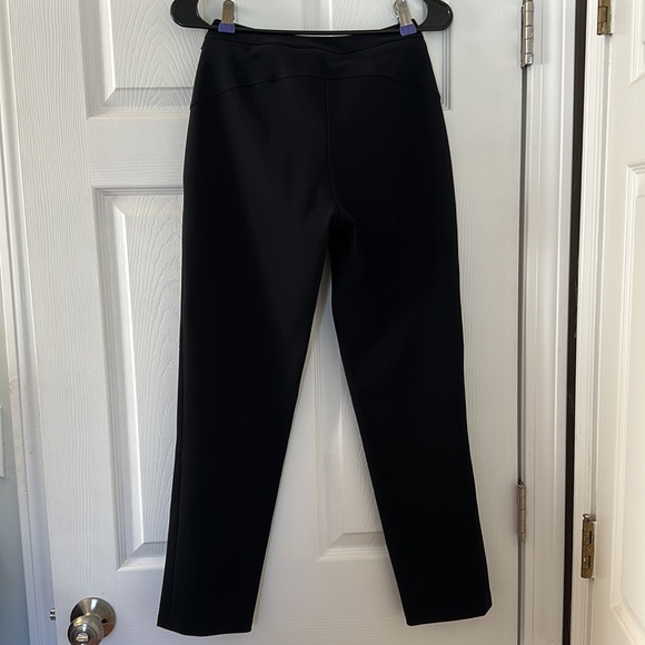 Lululemon On The Move pants - Picture 5 of 9